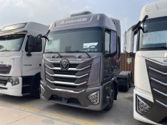 Foton Auman GTL Xingyi Edition 490 hp 6X4 - фото 1