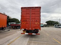 Sinotruk Sitrak G5 350 hp 4X2 9.92 m - фото 4