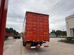 Sinotruk Sitrak G5 350 hp 4X2 9.92 m - фото 5