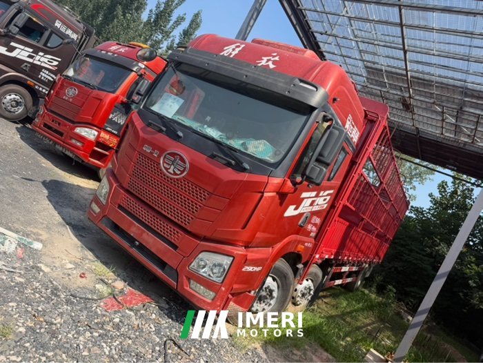 FAW Jiefang JH6 290 hp 6X2 9.5 m - грузовик из Китая