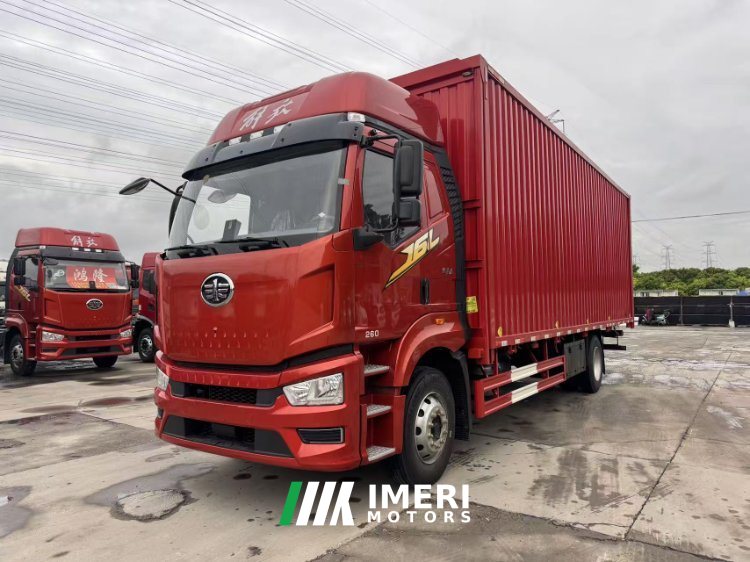 FAW Jiefang J6L 260 hp 4X2 8.2 m - грузовик из Китая
