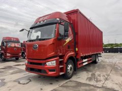 FAW Jiefang J6L 260 hp 4X2 8.2 m - фото 1
