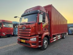 FAW Jiefang J6L 240 hp 4X2 8.2 m - фото 1