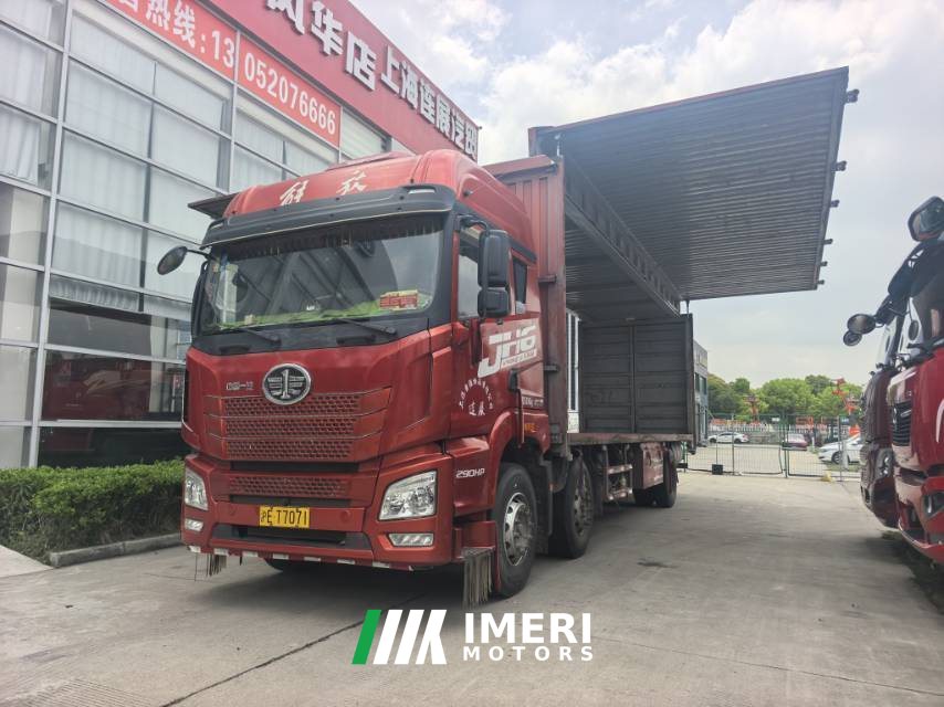 FAW Jiefang JH6 290 hp 6X2 9.5 m - грузовик из Китая