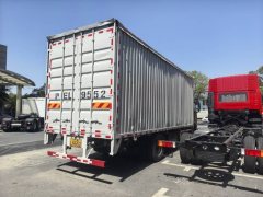 FAW Jiefang J6L 180 hp 4X2 7.7 m - фото 5