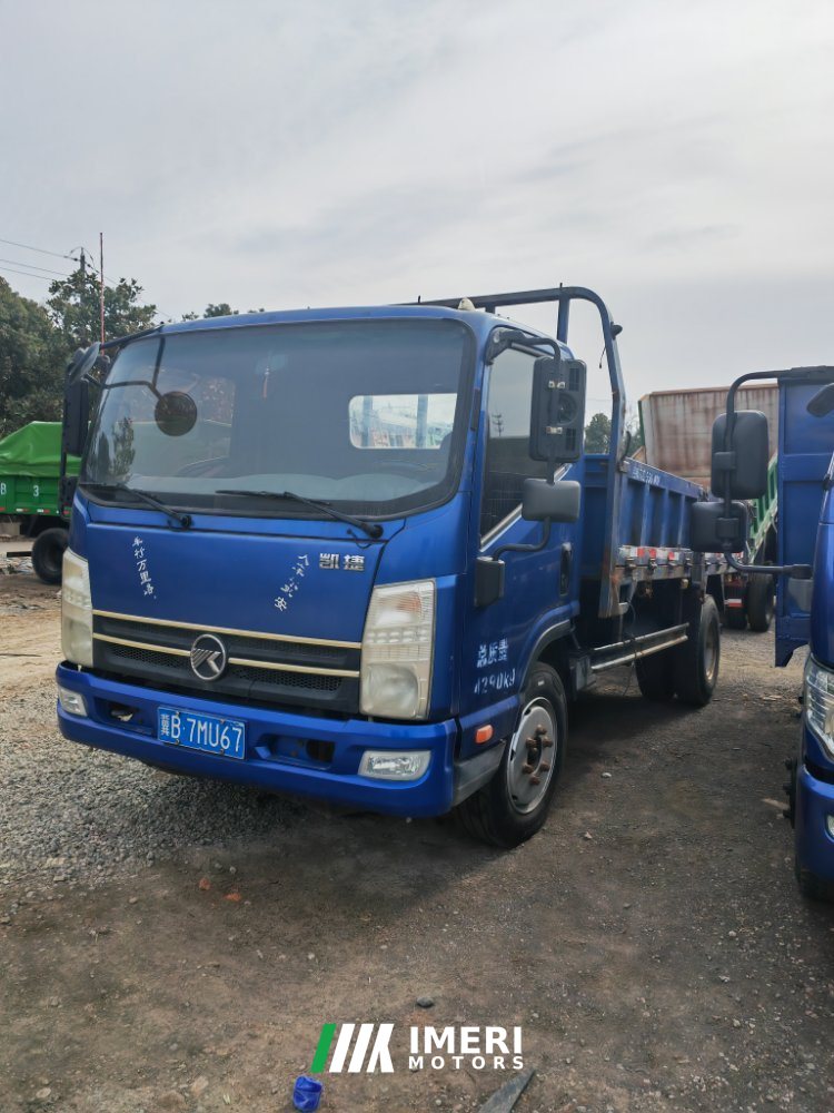 Kama HM6 170 hp 4X2 4.2 m - грузовик из Китая