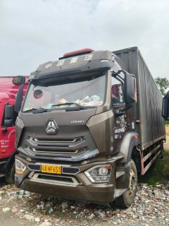 Sinotruk Hohan J5G 280 hp 4X2 9.7 m - фото 1