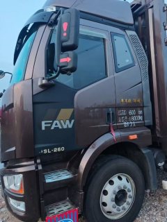 FAW Jiefang J6L 260 hp 4X2 6.75 m - фото 5