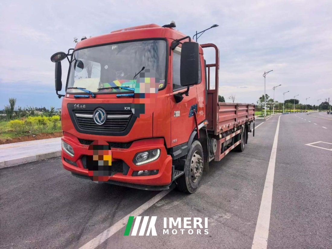 Dongfeng Tianjin KR 245 hp 6X2 6.8 m - грузовик из Китая
