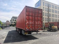 Sinotruk HOWO TX7 270 hp 4X2 9.6 m - фото 3