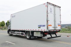 Foton Auman 330 hp 4X2 7.8 m - фото 4