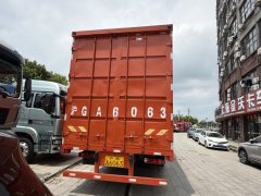 Sinotruk HOWO TX7 290 hp 4X2 9.52 m - фото 5