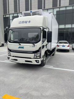 JMC eCan 4X2 4 m - фото 1
