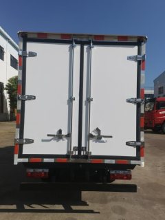 Dongfeng Tuyi T5 122 hp 4X2 3.5 m - фото 7