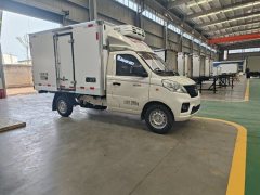 Foton V1 122 hp 4X2 2.8 m - фото 3