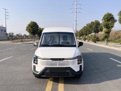 Lingshi 2.82 m BEV refrigerated truck CATL 53.58kWh electric truck re… - фото 2