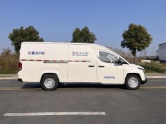 Lingshi 2.82 m BEV refrigerated truck CATL 53.58kWh electric truck re… - фото 9