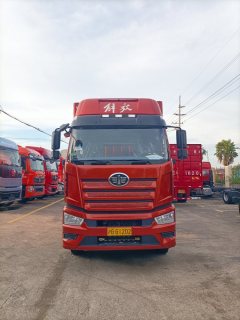 FAW Jiefang J6L 260 hp 4X2 8.2 m - фото 2