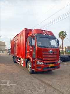 FAW Jiefang J6L 260 hp 4X2 8.2 m - фото 3