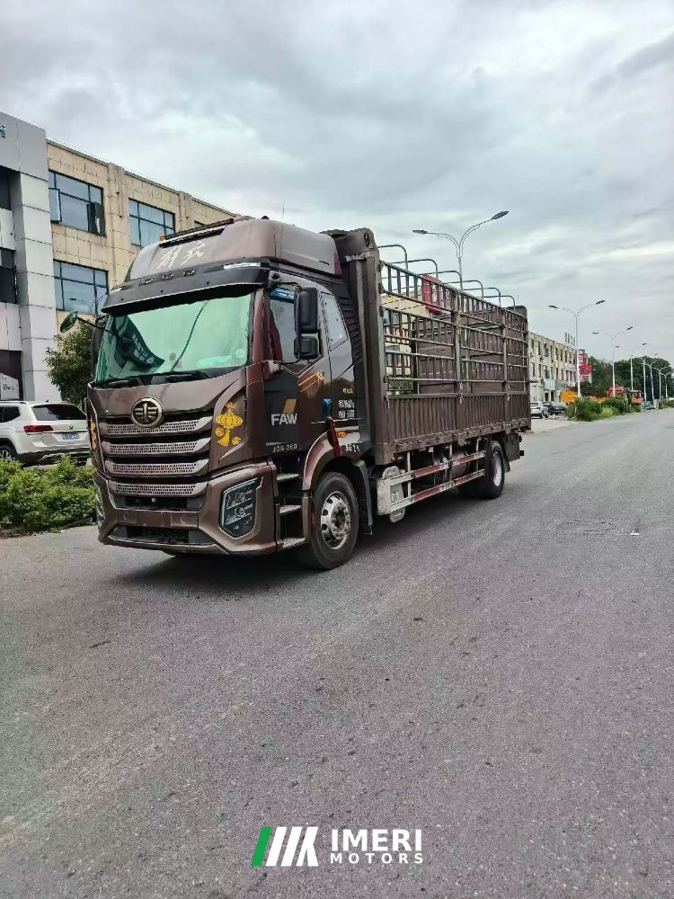 FAW Jiefang J6G 280 hp 4X2 6.75 m - грузовик из Китая