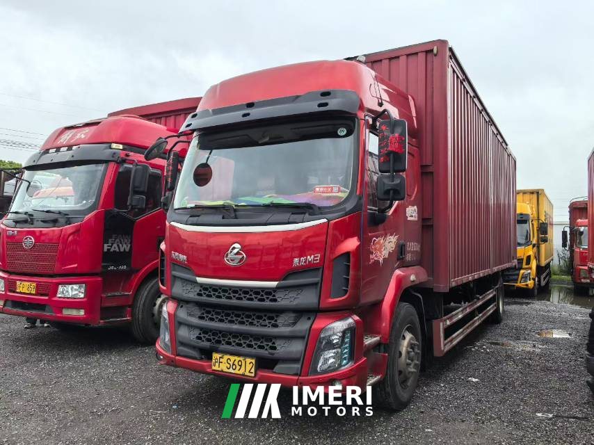 2023 Dongfeng Liuzhou Chenglong M3 200 hp 4X2 8.3 m