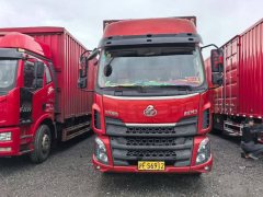 Dongfeng Liuzhou Chenglong M3 200 hp 4X2 8.3 m - фото 2