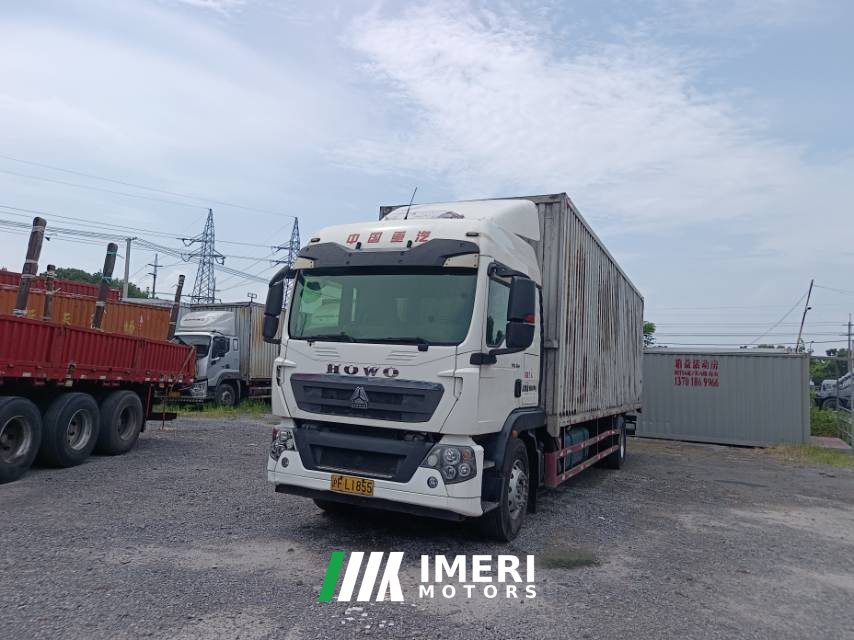 Sinotruk HOWO TX7 240 hp 4X2 9.6 m - грузовик из Китая