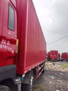 JAC Gallop Gelfa A5 290 hp 6X2 9.6 m - фото 4