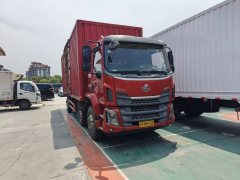 Dongfeng Liuzhou Chenglong H5 220 hp 4X2 7.8 m - фото 2