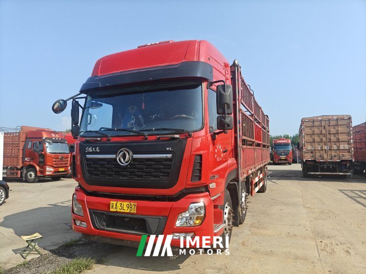 Dongfeng Tianlong 292 hp 6X2 9.6 m - грузовик из Китая