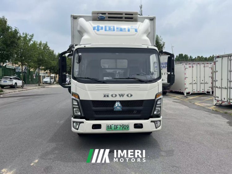 SINOTRUK HOWO Light Duty Truck Hanjiang 170 hp 4X2 4.15 m - грузовик из Китая