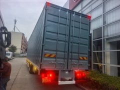 Sinotruk Sitrak G7 330 hp 4X2 9.6 m - фото 4