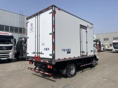 SINOTRUK HOWO Light Duty Truck Commander 170 hp 4X2 4.08 m - фото 3