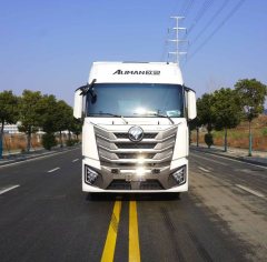 Foton Auman GTL Xingyi Edition 350 hp 4X2 6.8 m - фото 2