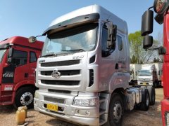 Dongfeng Liuzhou Chenglong M7 430 hp 6X4 - фото 1