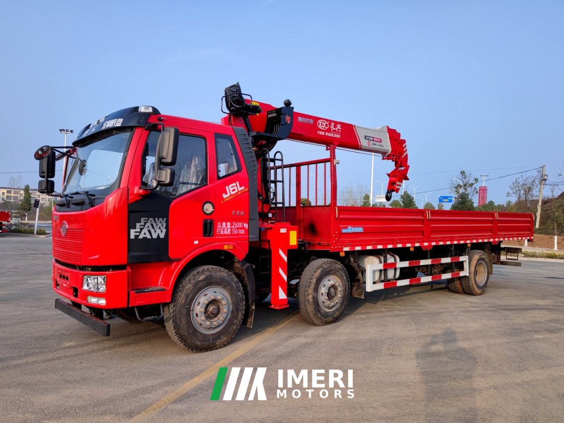 FAW Jiefang J6L 240 hp 6X2 8.4 m - грузовик из Китая