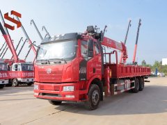 FAW Jiefang J6L 320 hp 4X2 8.4 m - фото 1