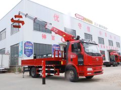 FAW Jiefang J6L 220 hp 4X2 6.1 m - фото 3