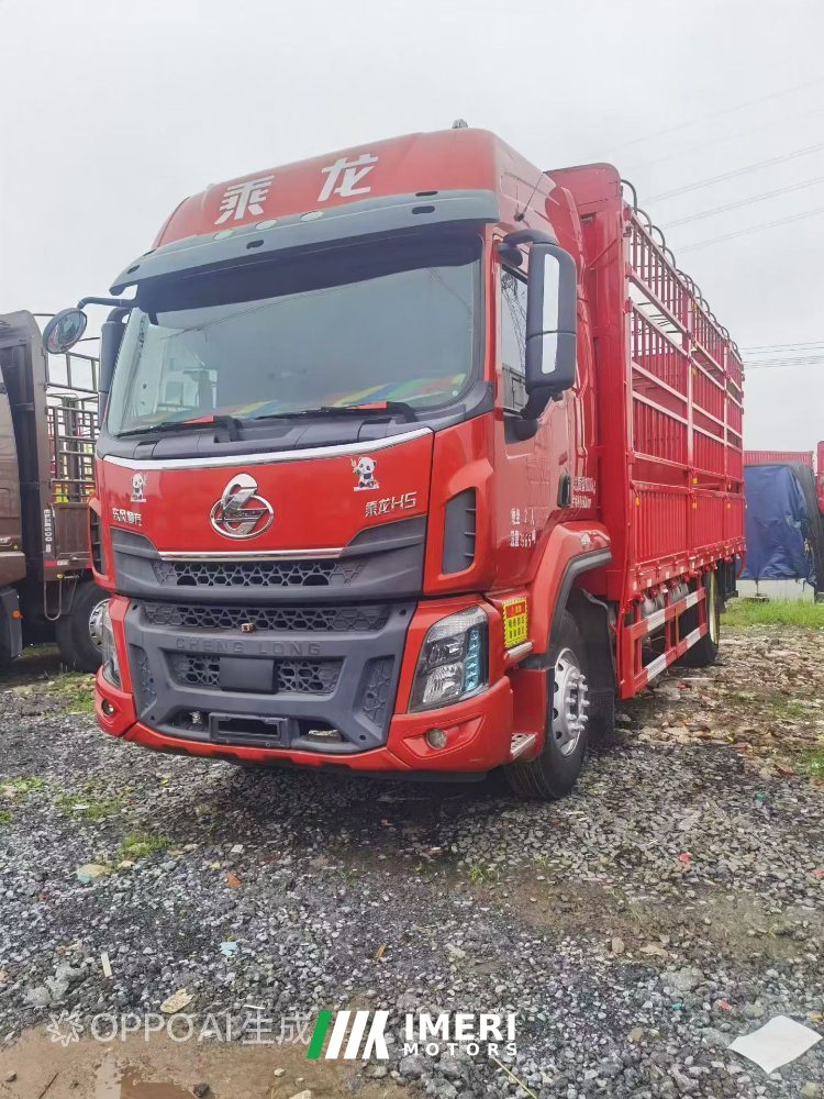 2021 Dongfeng Liuzhou Chenglong H5 240 hp 4X2 6.8 m