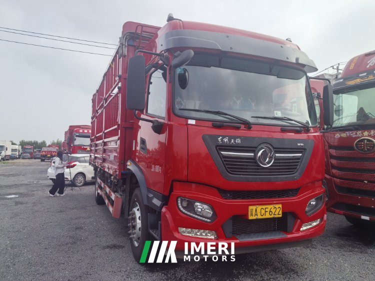 Dongfeng Tianjin KR 260 hp 4X2 6.8 m - грузовик из Китая