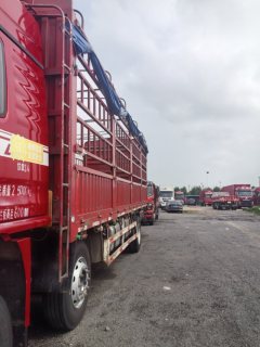 Shacman Delong L3000 245 hp 6X2 7.9 m - фото 6