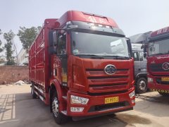 FAW Jiefang J6L 260 hp 4X2 6.75 m - фото 1