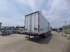 Sinotruk Sitrak C7H 350 hp 4X2 9.4 m - фото 7