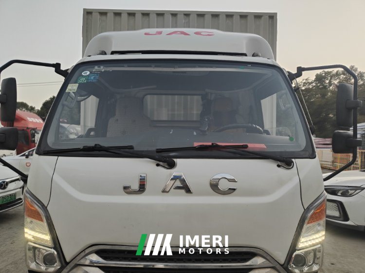 JAC J6 130 hp 4X2 4.15 m - грузовик из Китая