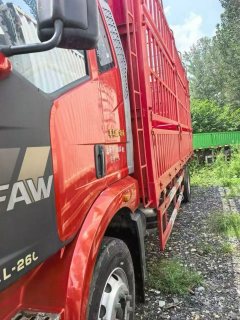 FAW Jiefang J6L 260 hp 4X2 6.75 m - фото 3
