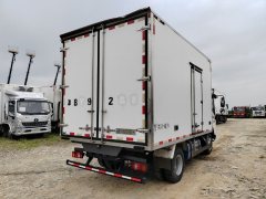 Sinotruk HOWO T5G 160 hp 4X2 4.08 m - фото 7