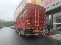 Dongfeng Liuzhou Chenglong H5 240 hp 4X2 6.8 m - фото 2