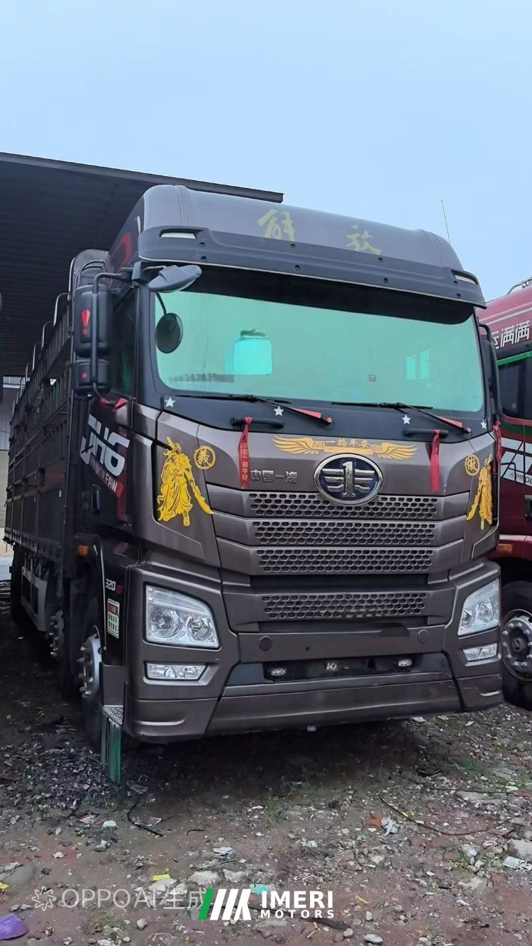 2021 FAW Jiefang JH6 320 hp 6X2 9.5 m
