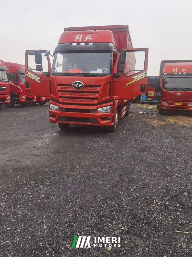 FAW Jiefang J6L 240 hp 4X2 8.2 m - грузовик из Китая