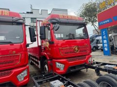 Shacman Delong L3000 240 hp 4X2 6.8 m - фото 3